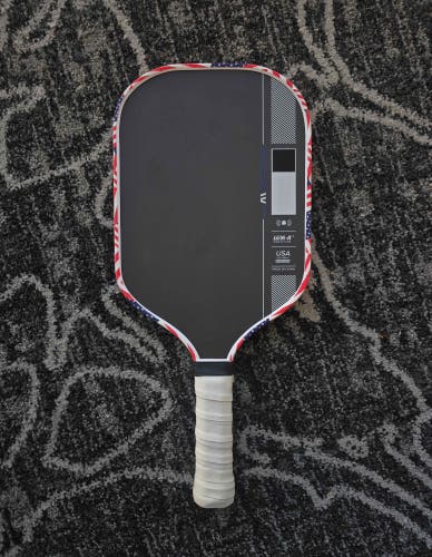 Pickleball Paddle