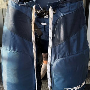 Men's Senior Large True A6.0 Hockey Pants (Used)