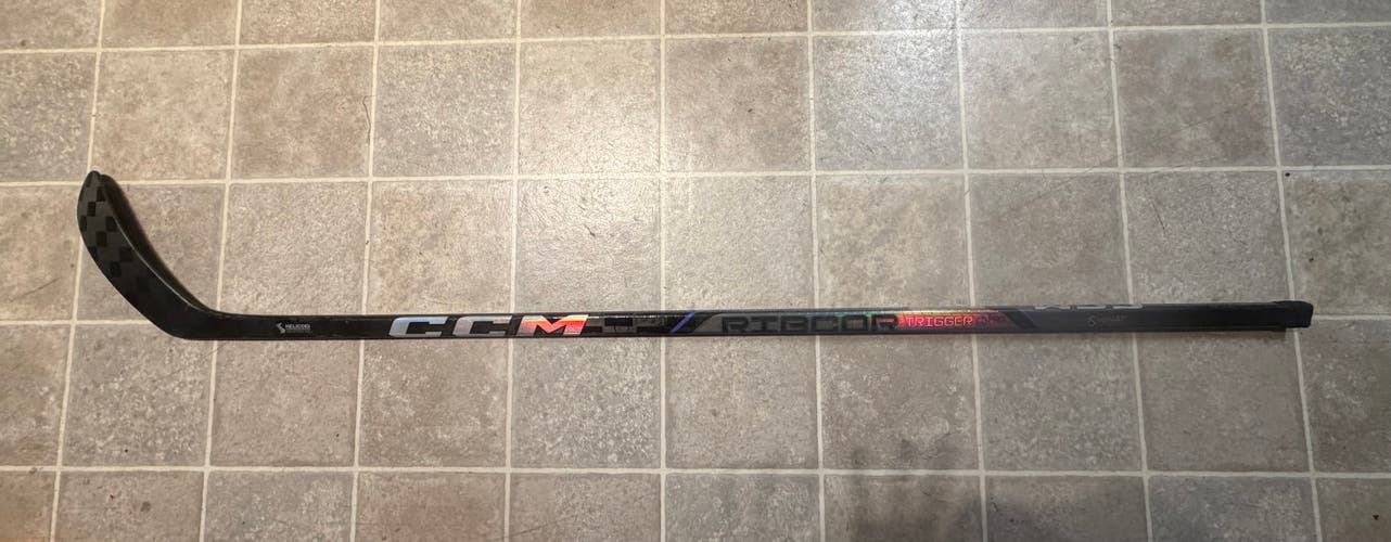 Senior CCM Ribcor Trigger 9 Pro Left Hand Hockey Stick P28 85 Flex (Used)