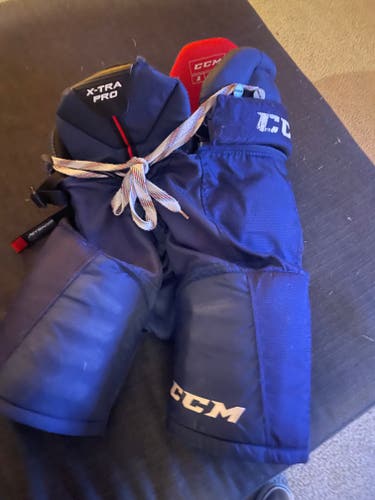 Junior Small CCM Xtra Pro Hockey Pants (Used)