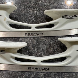 Easton Razor Bladz II 271 mm (Used)