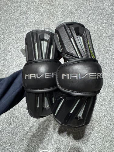 Large Adult Maverik Max Arm Pads (Used)