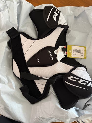 New with tags CCM LTP SHOULDERPADS YOUTH LARGE Shoulder Pads LG 11834-S000018926