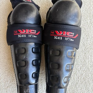 Senior Vic 15" Shin Pads (Used)