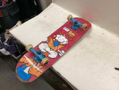 Used Birdhouse HALE Complete Skateboard Red Regular 11725-S000496370