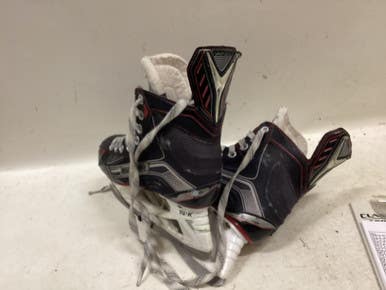 Used Bauer X500 VAPOR Junior Hockey Skate Junior 02.5 11725-S000497375