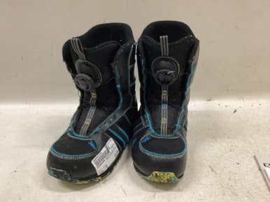 Used SNOWBOARD BOOTS Boys Snowboard Boots Black Junior 02 11725-S000497376