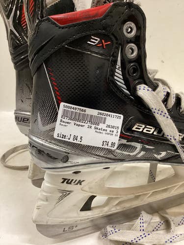 Used Bauer VAPOR 3X Junior Hockey Skate Junior 04.5 11725-S000497566