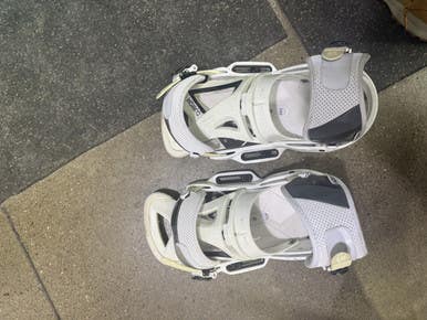 Used Burton CUSTOM BINDINGS Mens Binding Only White LG 11605-S000212982