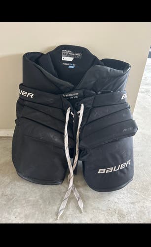 Senior Medium 2024 Bauer Hockey Goalie Pants Pro Stock (Used)