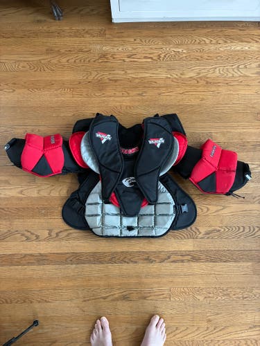 Medium Vaughn Velocity V7 Goalie Chest Protector (Used)
