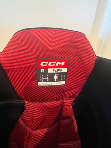 Men's Senior XL CCM Next Hockey Pants (Used)