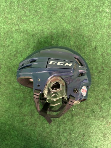 Blue Medium CCM Tacks 910 Helmet (Used)