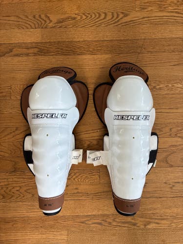 Senior Hespeler 15" Shin Pads (Used)