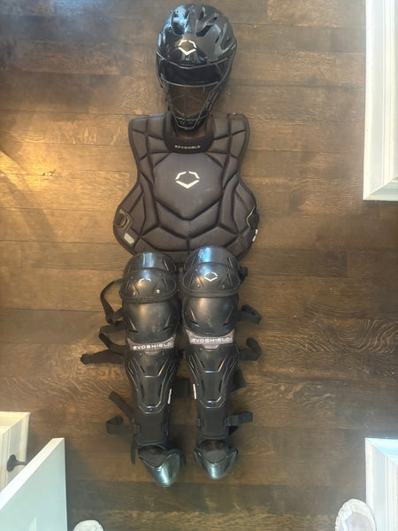 Black EvoShield Catcher's Set (Used)