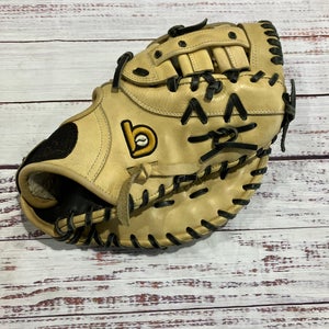 Brown Bradley Next Play RH First Base Baseball Glove 11.75" (Used)
