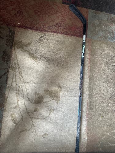 Senior True HZRDUS 9x4 Left Hand Hockey Stick T28 85 Flex (Used)
