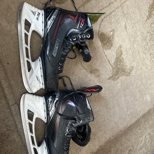 Black 2019 Bauer Vapor X2.6 Hockey Skates 11.5 (Used)