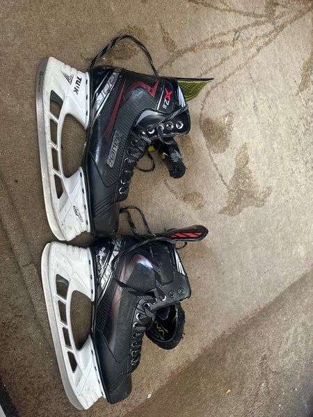 Black 2019 Bauer Vapor X2.6 Hockey Skates 11.5 (Used)