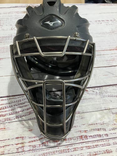 Youth Marucci Samurai Catcher's Mask (Used)