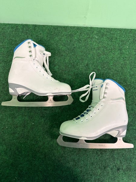 White Jackson Soft Skate Figure Skates Adult 7 (Used)