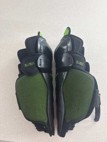 Senior Bauer Supreme S170 15" Shin Pads Pro Stock (Used)