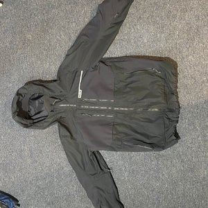 Black Men's Large Burton Jacket (Used)