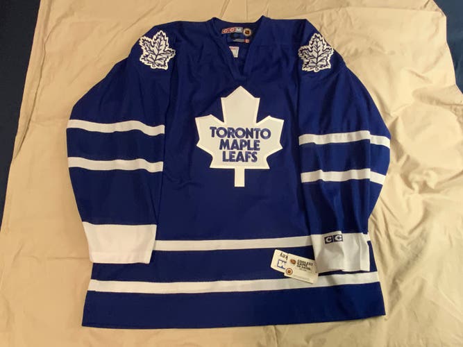 New With Tags Toronto Maple Leafs CCM Jersey XL