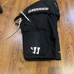 Junior Medium Warrior Covert Hockey Pants (Used- like new)