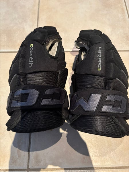 CCM Tacks 4 Roll Pro 3 Gloves 13" (Used)