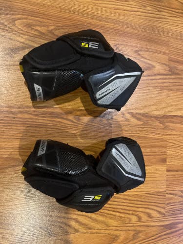 Junior Medium Bauer Supreme 3S Elbow Pads (Used)