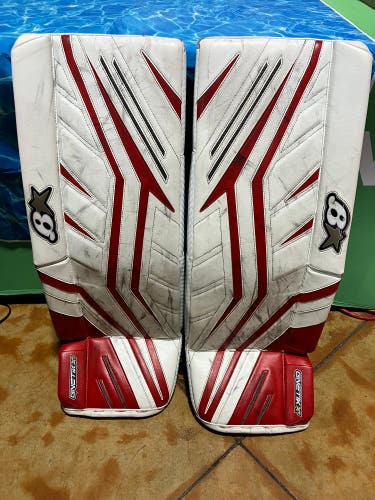 33" Senior Brian's GNETik X5 Goalie Leg Pads (Used)