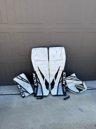 34" CCM Extreme Flex 4 Pro - Regular Goalie Full Set (Used)