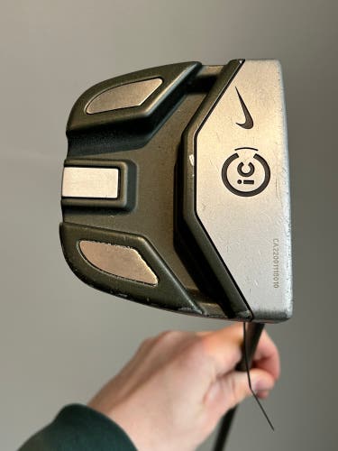 Used Nike IC 20-20A Right Handed Mallet Putter 33" | Head Cover Included