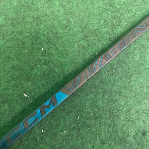 Junior CCM Vizion Hockey Stick Left Hand P28+1/4 40 Flex (Used)