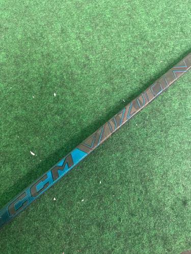 Junior CCM Vizion Hockey Stick Left Hand P28+1/4 40 Flex (Used)