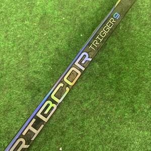 Junior CCM Ribcor Trigger 9 Hockey Stick Left Hand P28 40 Flex (Used)