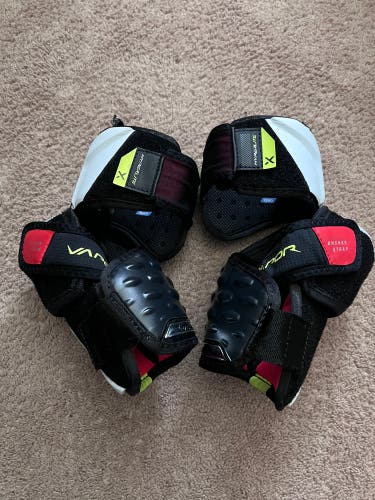 Intermediate Medium Bauer Vapor Hyperlite Elbow Pads (barely Used)