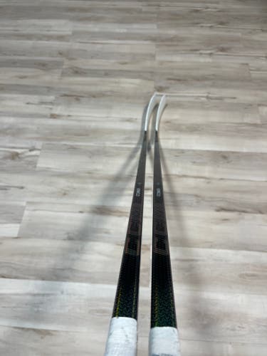 2 Pack -  CCM JetSpeed FT8 Pro Left Hand Hockey Stick P28 95 Flex Pro Stock (Used)