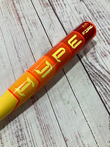 2025 Easton Hype Fire Composite Bat USABat Certified (-8) Composite 22 oz 30" (Used)
