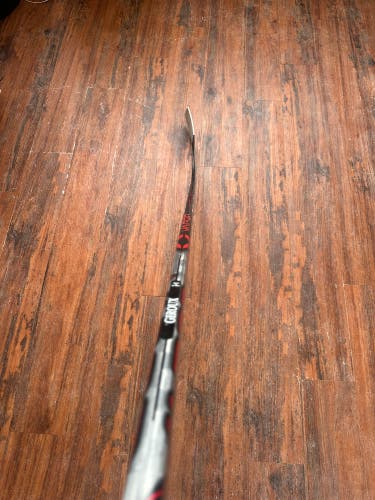Claude Giroux Pro Stock Senior Bauer Vapor 1X Lite Right Handed Hockey Stick 95 Flex (Used)