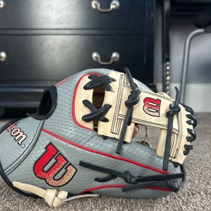 2023 Wilson A2000 RH Infield Baseball Glove 11.25" (New) PF88 Model