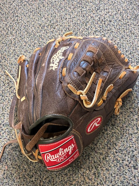 Brown Rawlings Player Preferred RH Baseball Glove 11.5" (Used)