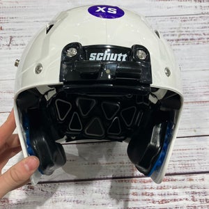 White Youth XS Schutt Vengeance A11 Helmet (New)