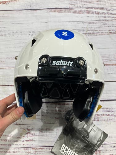 White Youth Small Schutt Vengeance A11 Helmet (New)