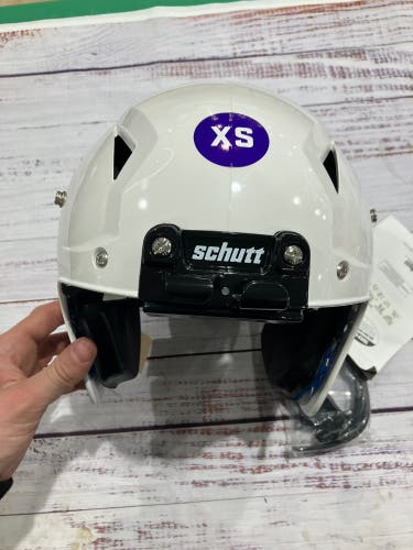 White Youth XS Schutt Vengeance A11 Helmet (New)