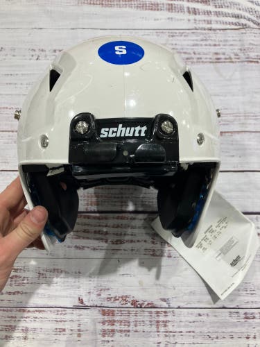 White Youth Small Schutt Vengeance A11 Helmet (New)