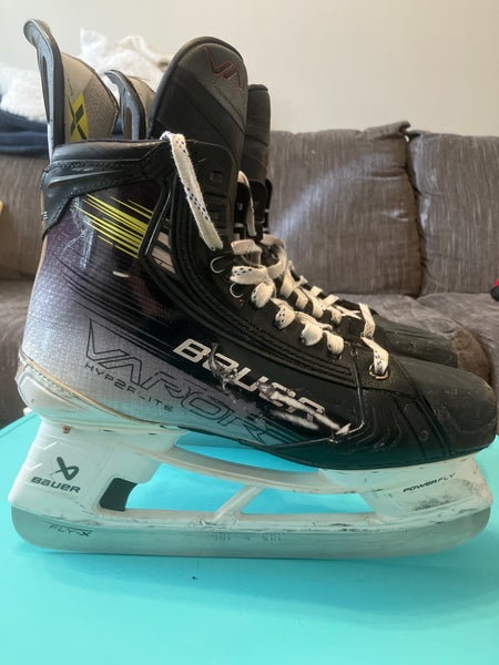 2023 Bauer Vapor Hyperlite 2 Hockey Skates 8.5 (Used)