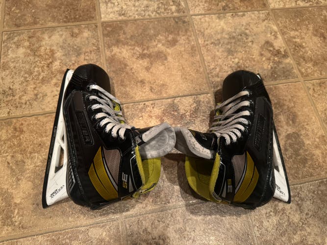 Bauer Supreme 3S Hockey Goalie Skates Regular Width Size 5.5 (Used)
