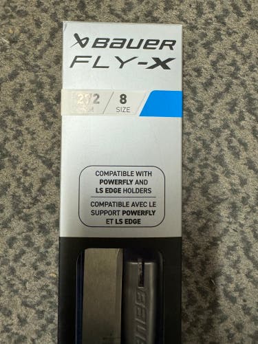 Bauer Fly X size 8 (272 MM) blades